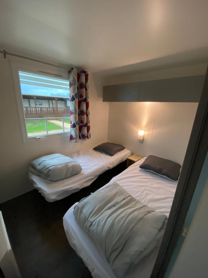 Camping Le Clos Savoye Biville-sur-Mer Exterior photo